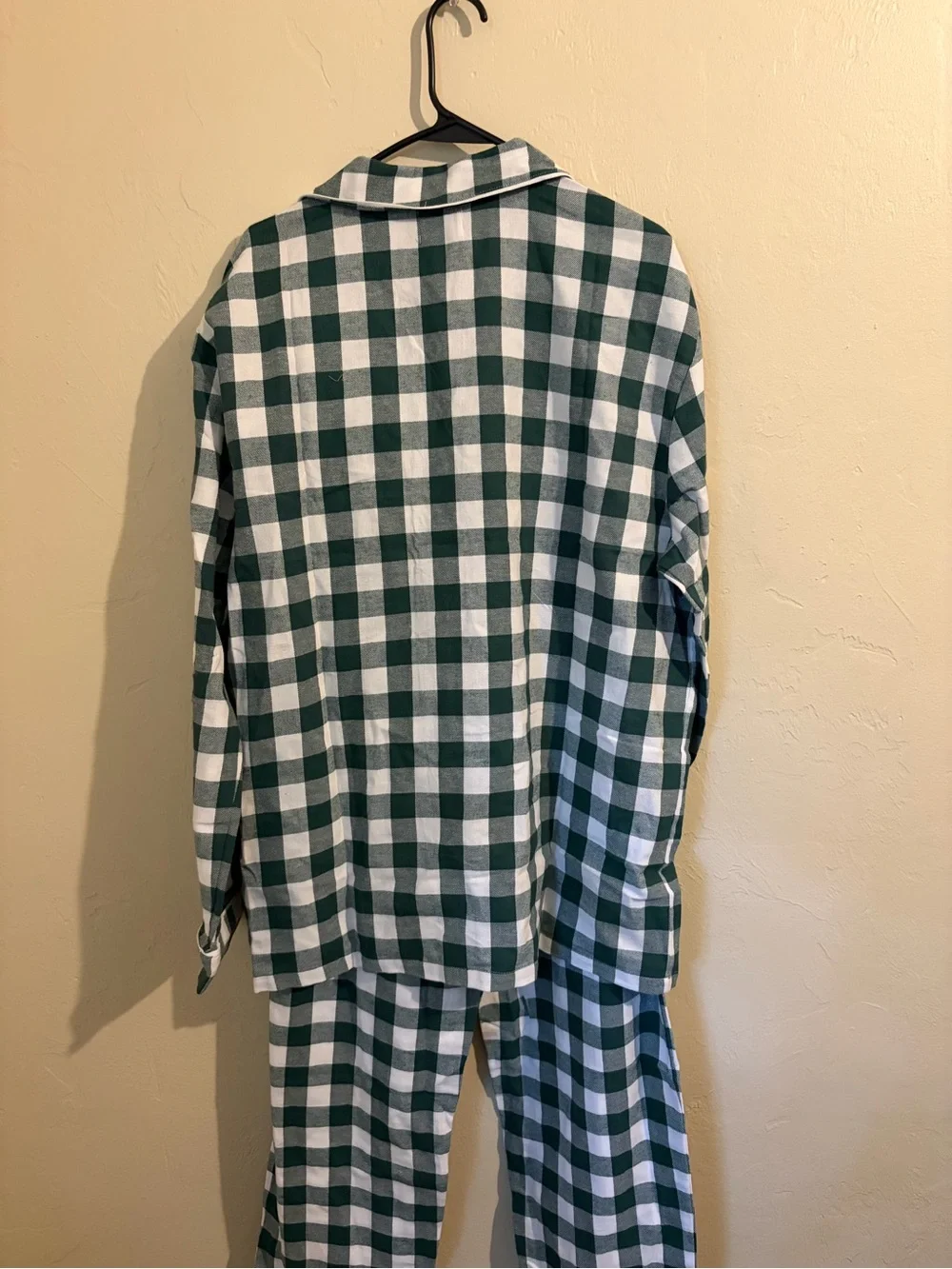 Women’s Disney Green and White Checkered Kids Pajama Set with Character Pocket - Picture 6 of 10